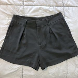 Joie Pleated Front Short